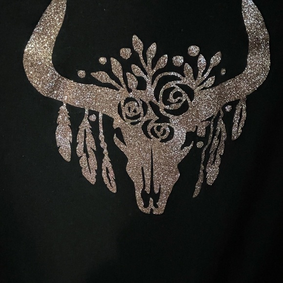 Leopard Print cow girl boho Shirt with Bull Skull Design. - Picture 4 of 6